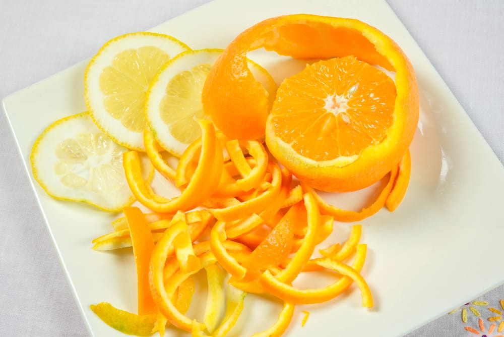Pesticidi nella spremuta d'arancia: ecco il trucco per ridurre il rischio di  ingerirli - greenMe