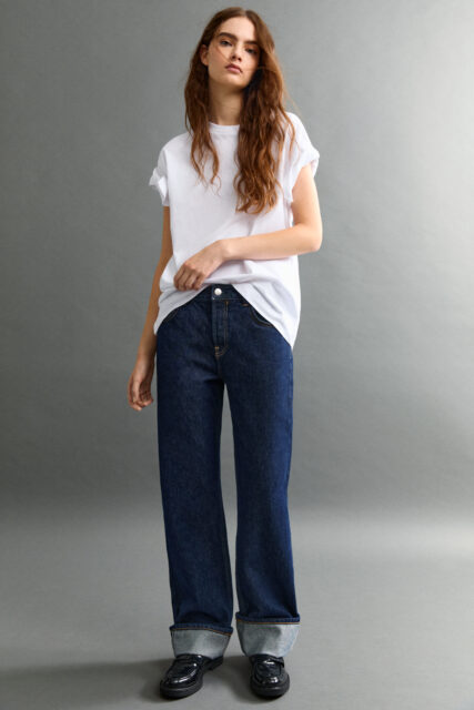 jeans di tendenza a gamba dritta